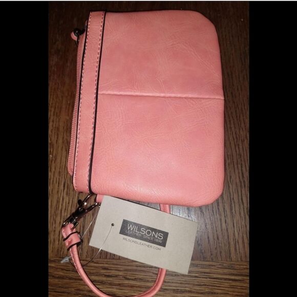 NWT! Wilson's Real Leather "Black Rivet' Wristlet - Picture 3 of 6